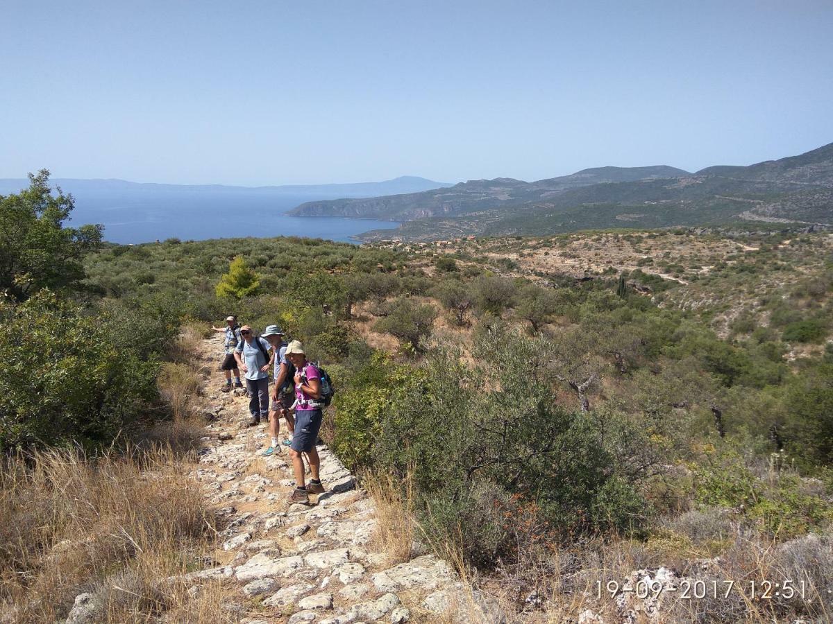 Shiraz Villas Καλαμάτα Εξωτερικό φωτογραφία